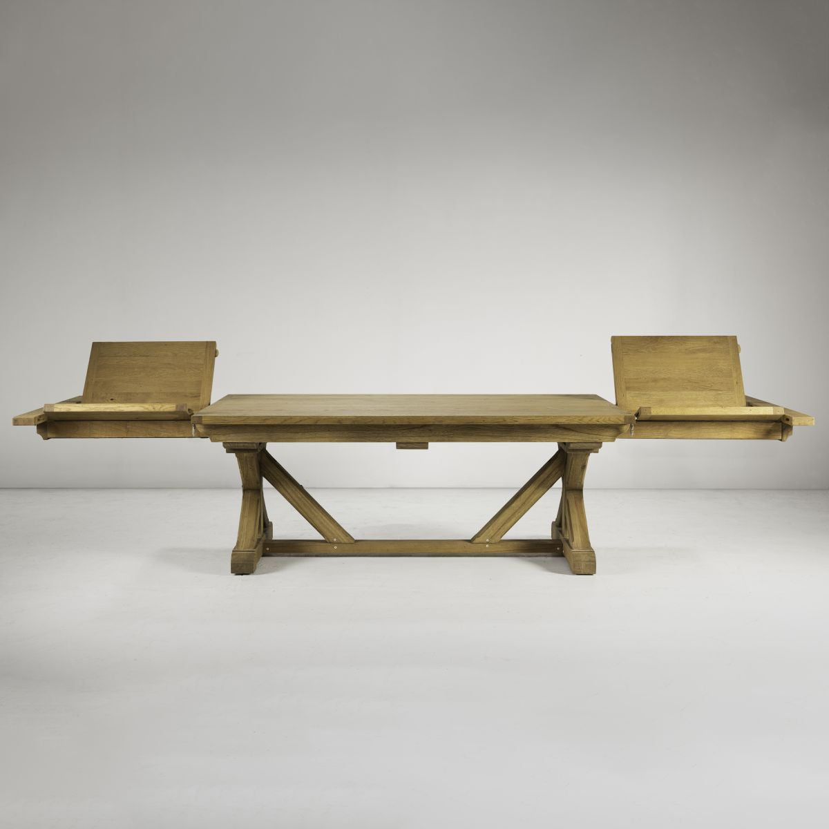 Limited Edition Ashford Premium Extension Dining Table