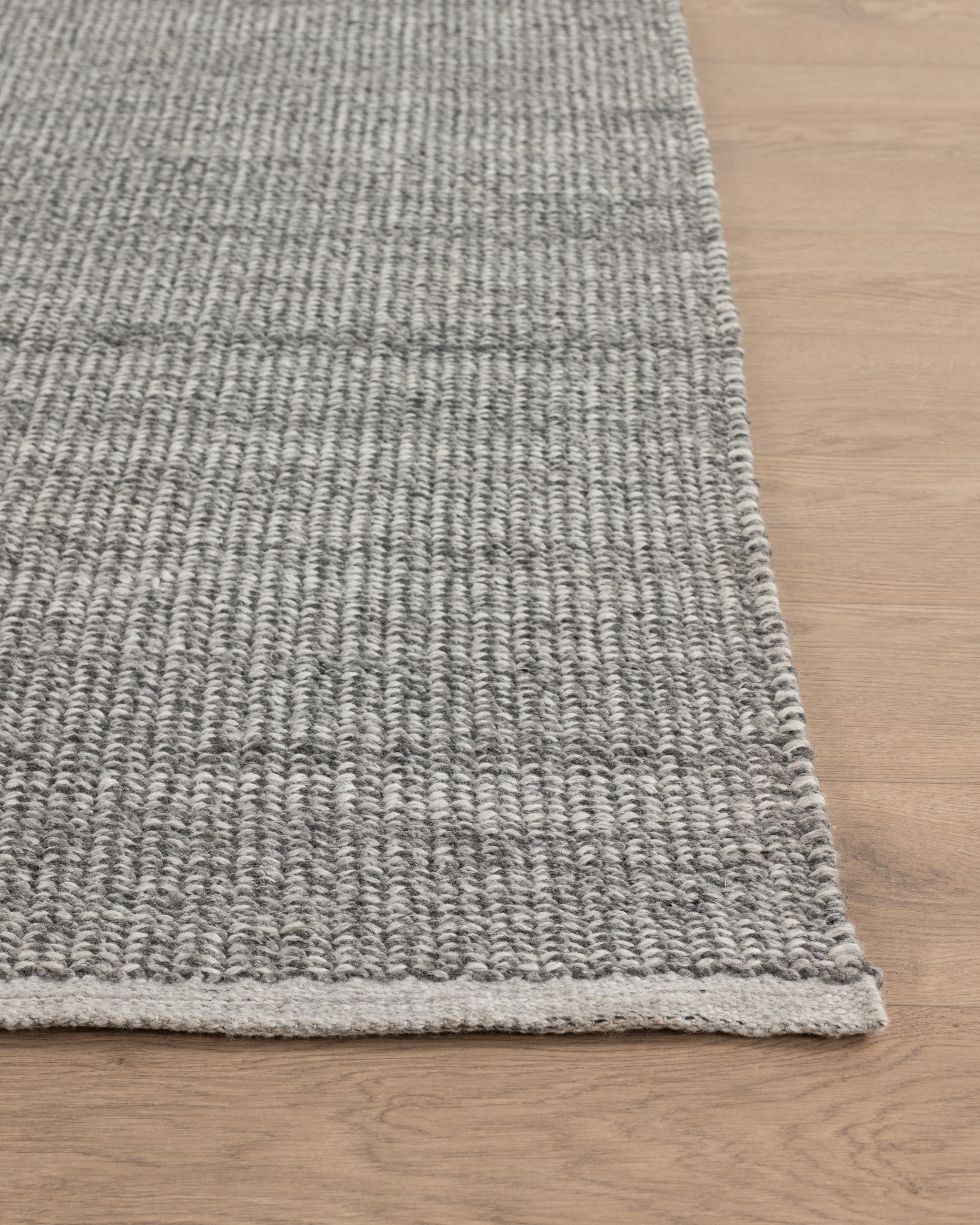 Linie Melange Rug | Grey - Medium - 2000 x 3000