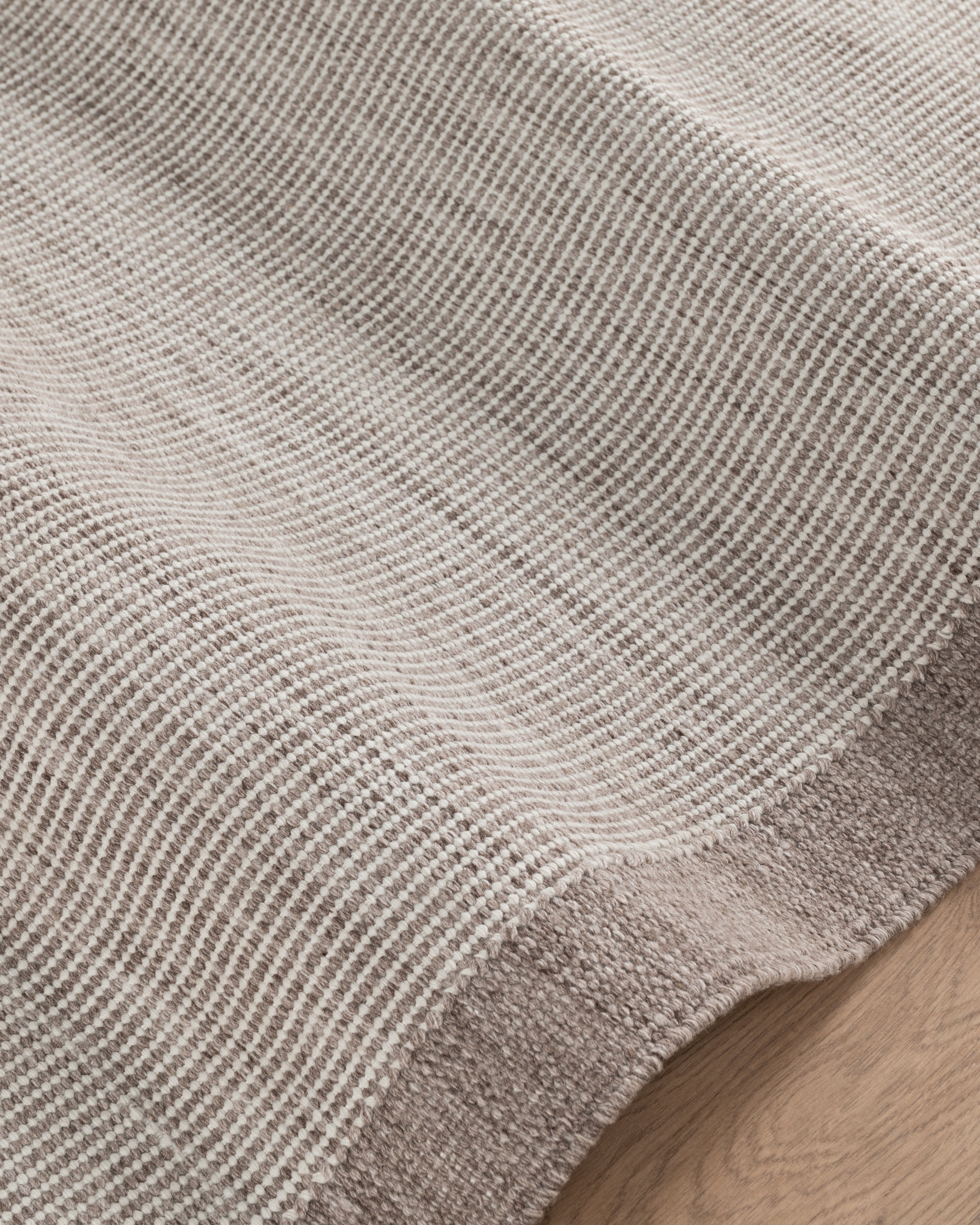 Linie Arbrello Rug | Natural - Medium - 2000 x 3000