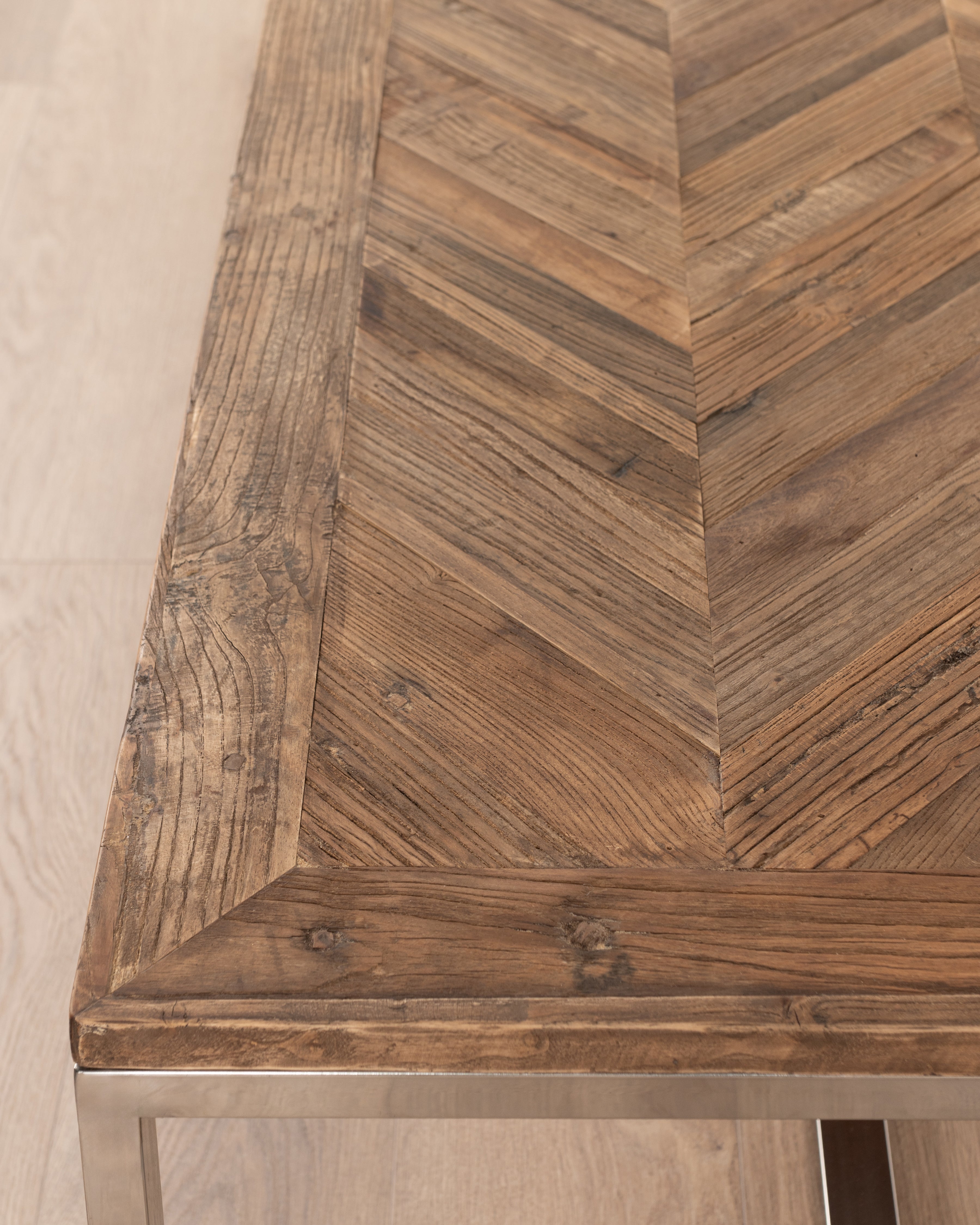 Wingfield coffee table