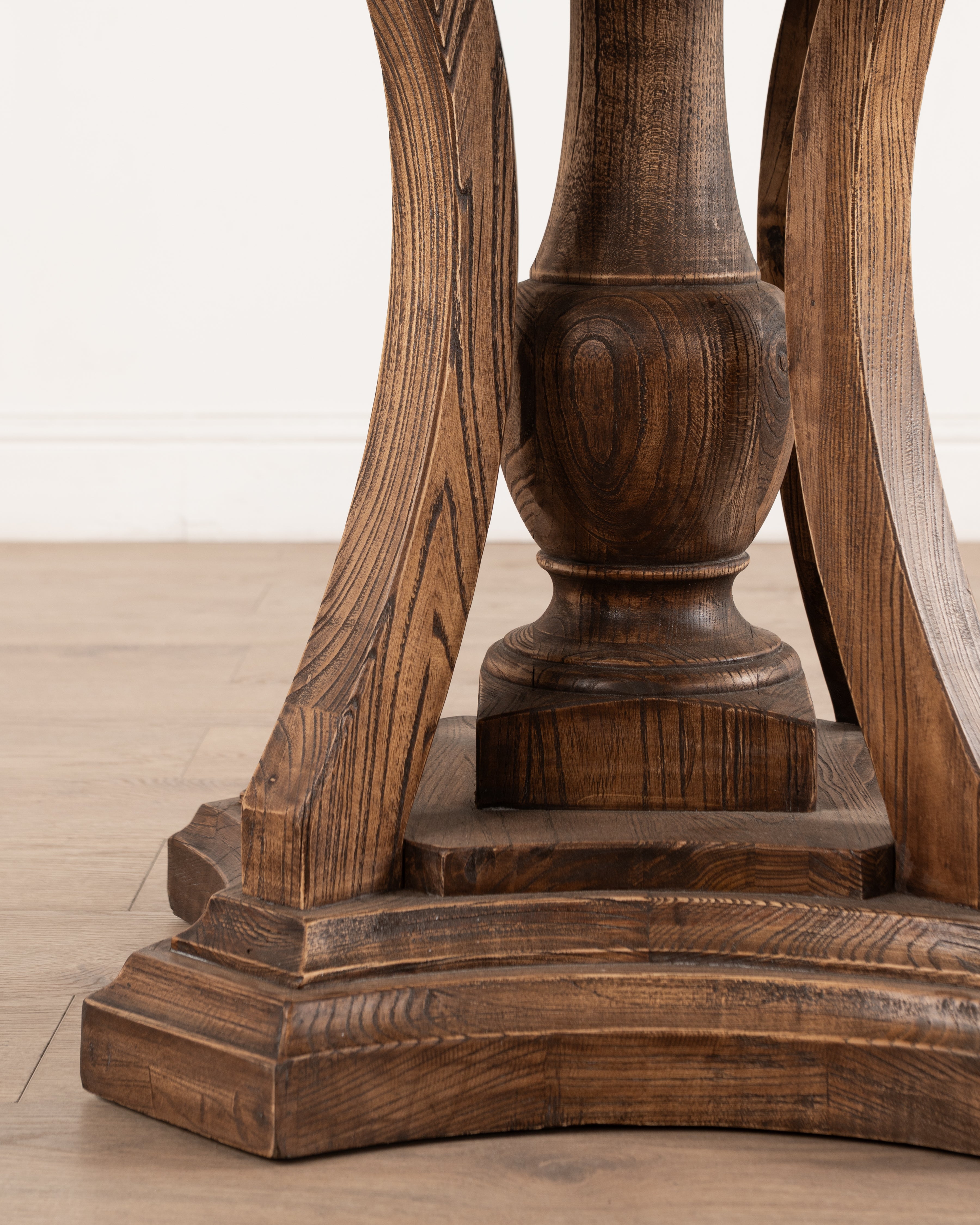 Bernard Entrance table