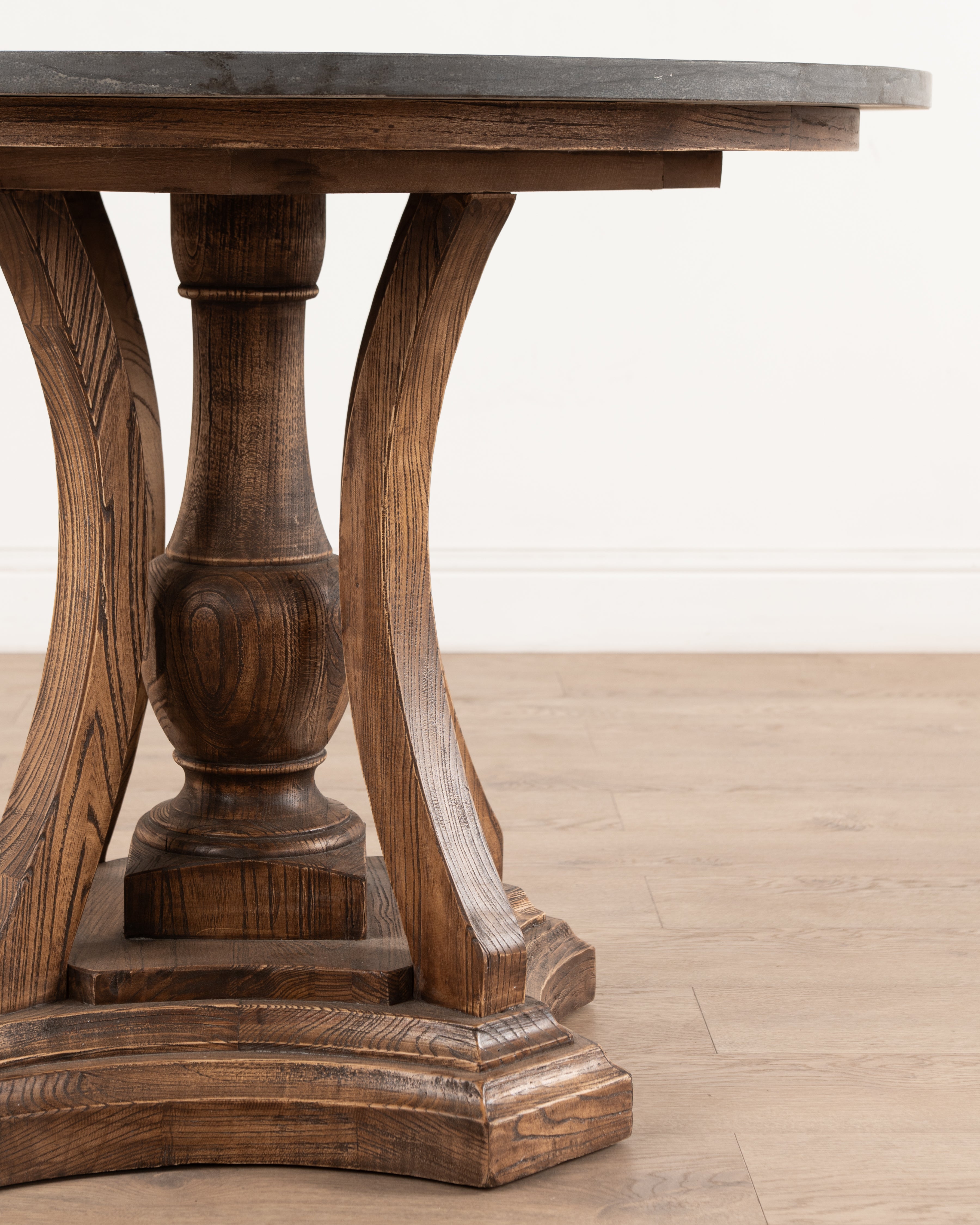 Bernard Entrance table