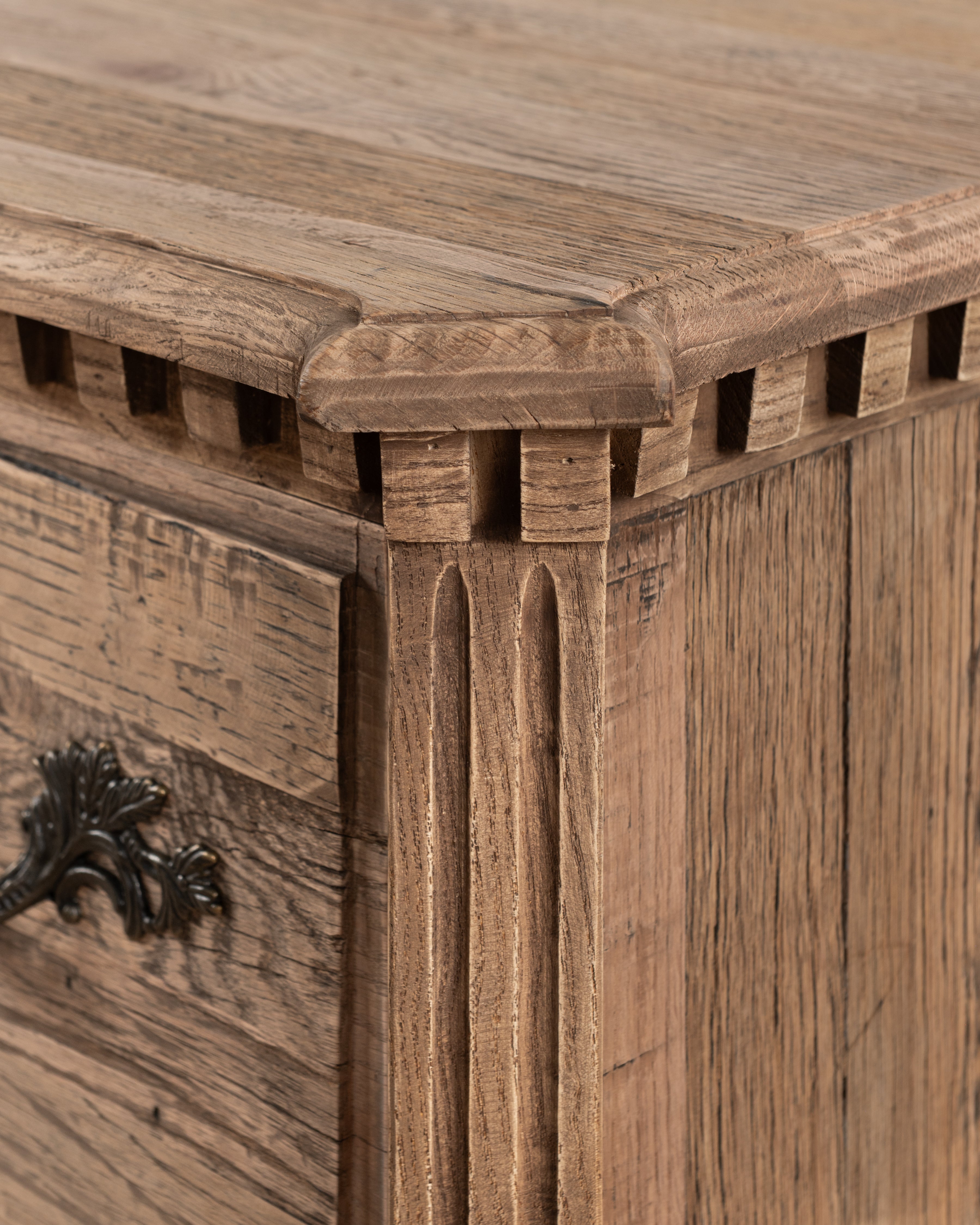 Avignon 4 drawer chest