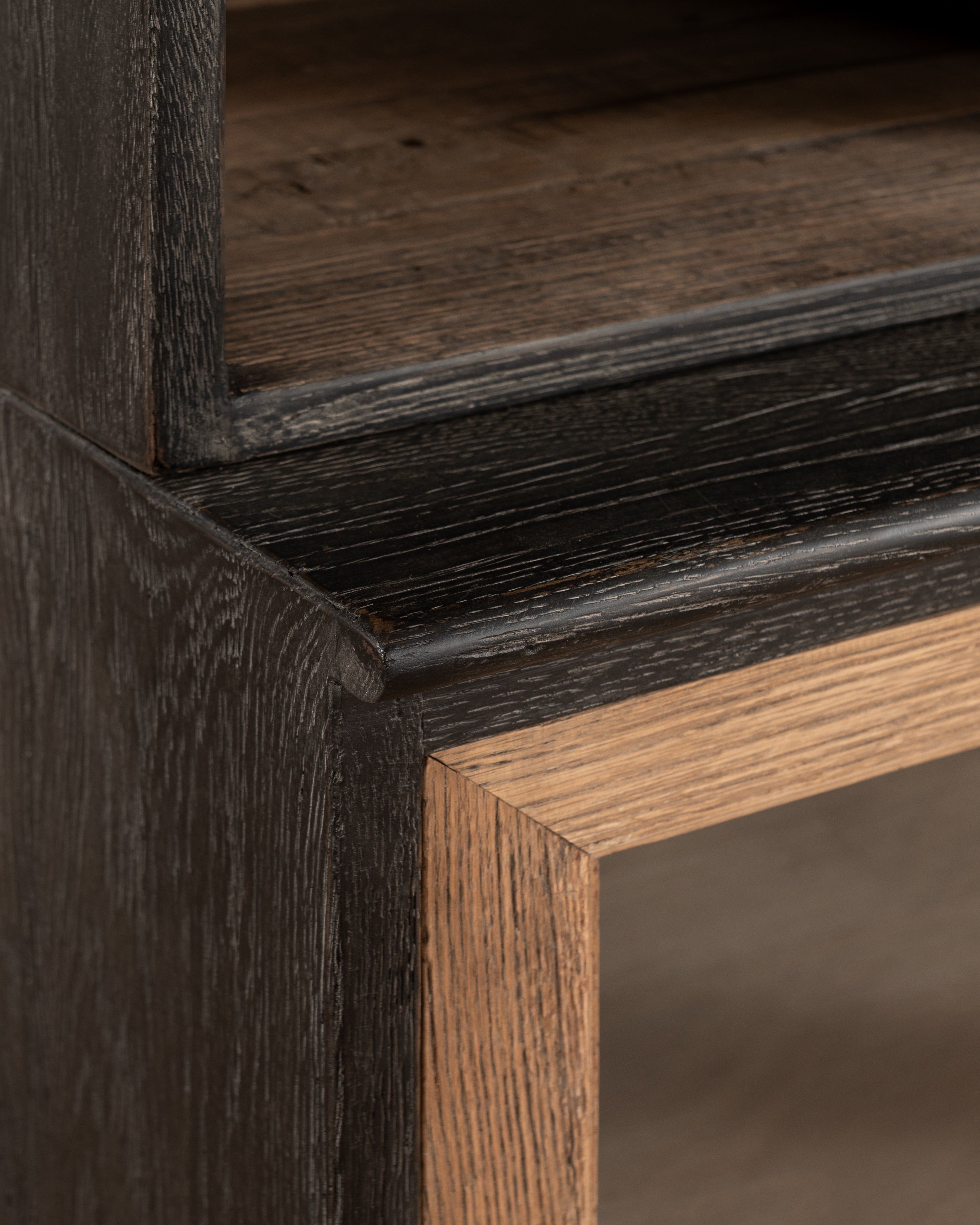 Hekima display cabinet