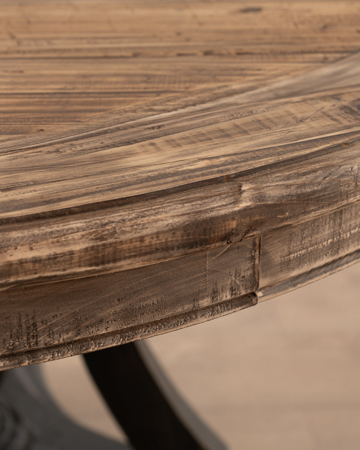 Strasbourg Entrance Table