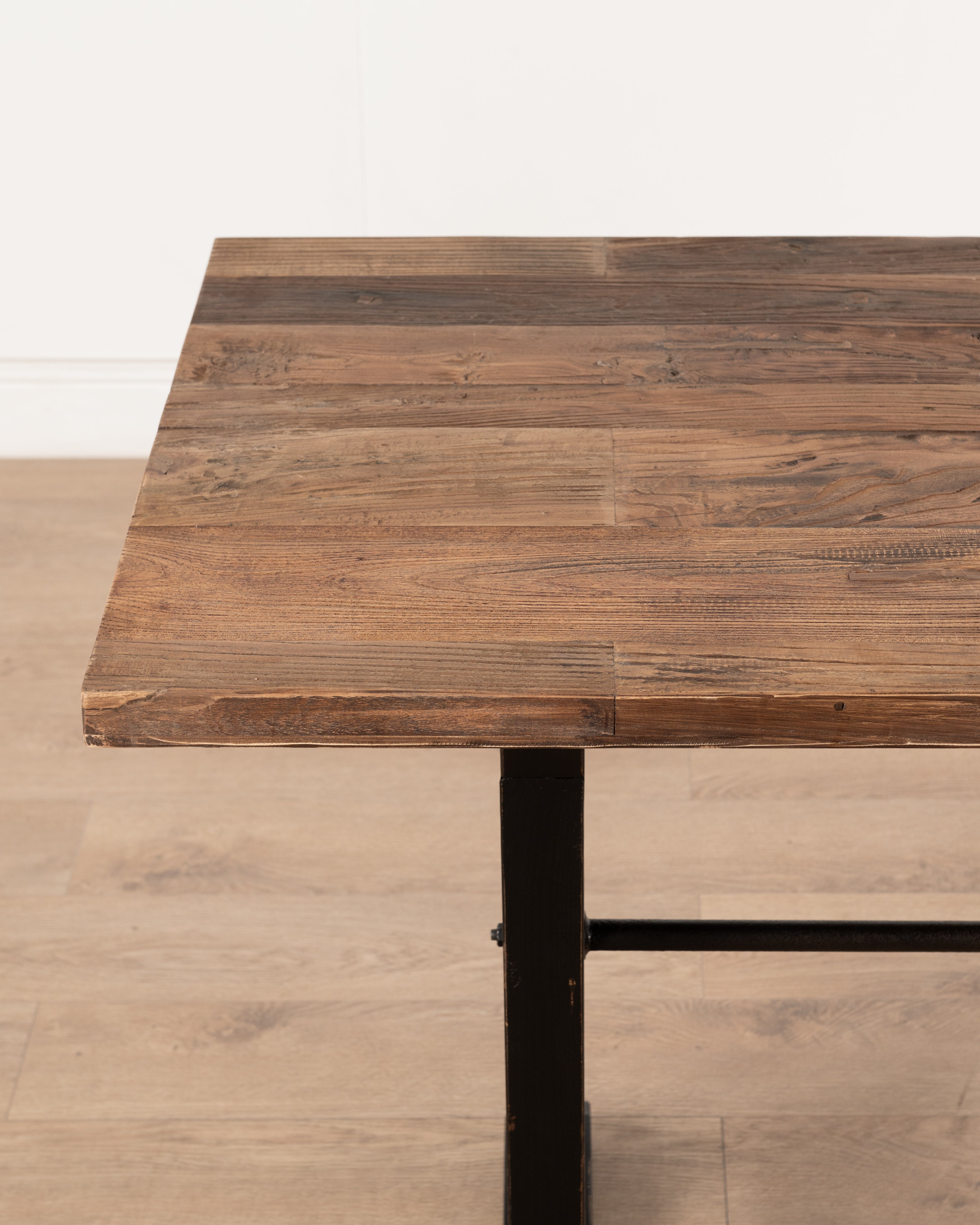 Murraysburg Bar Table