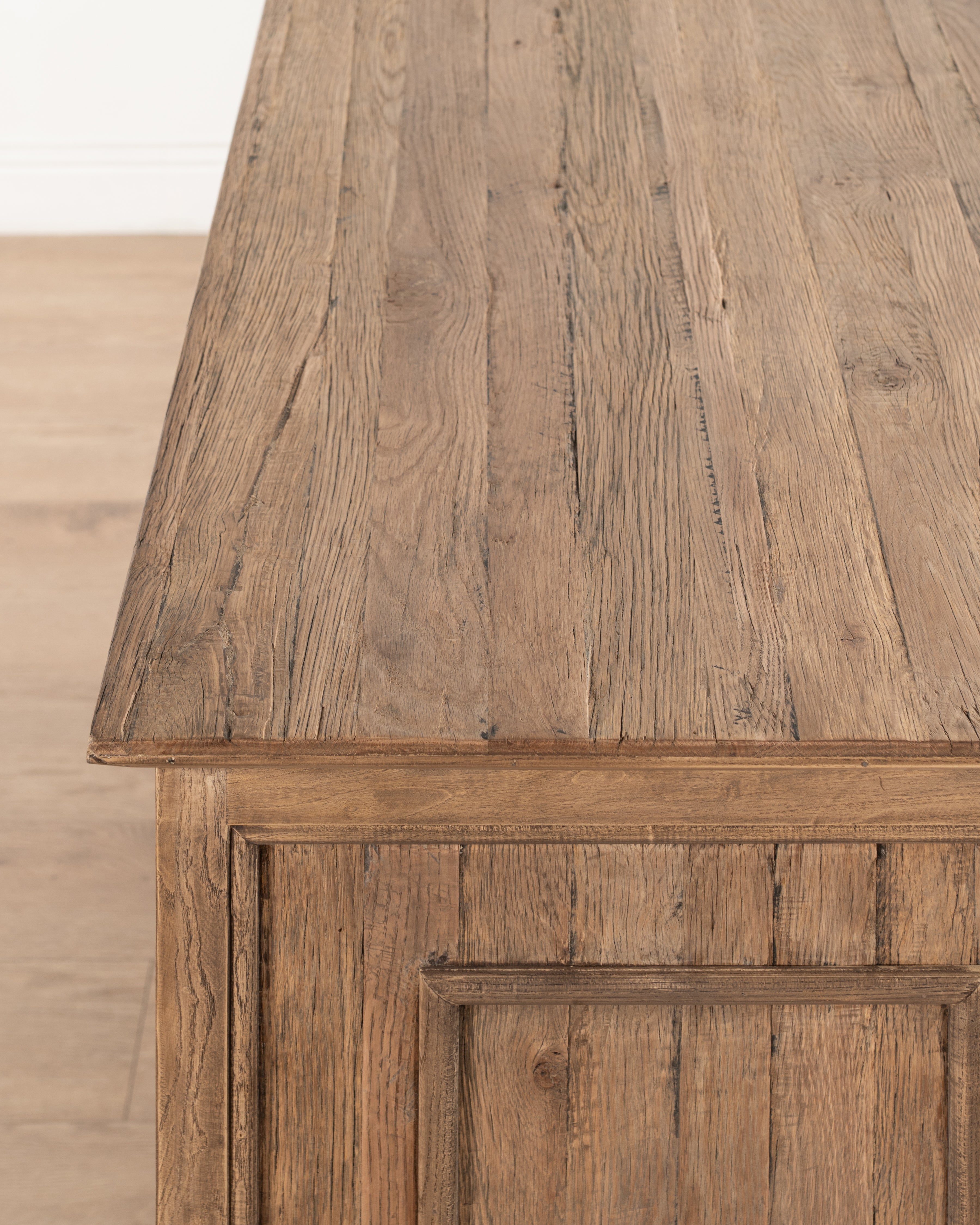 Toorberg Counter Table
