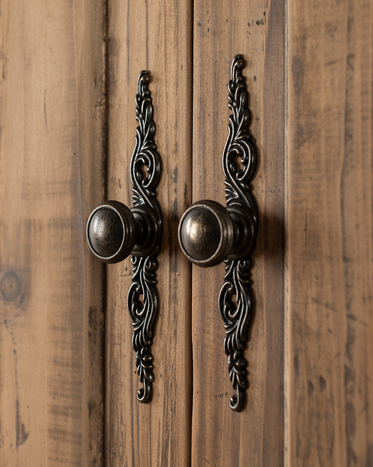Castellina Cabinet