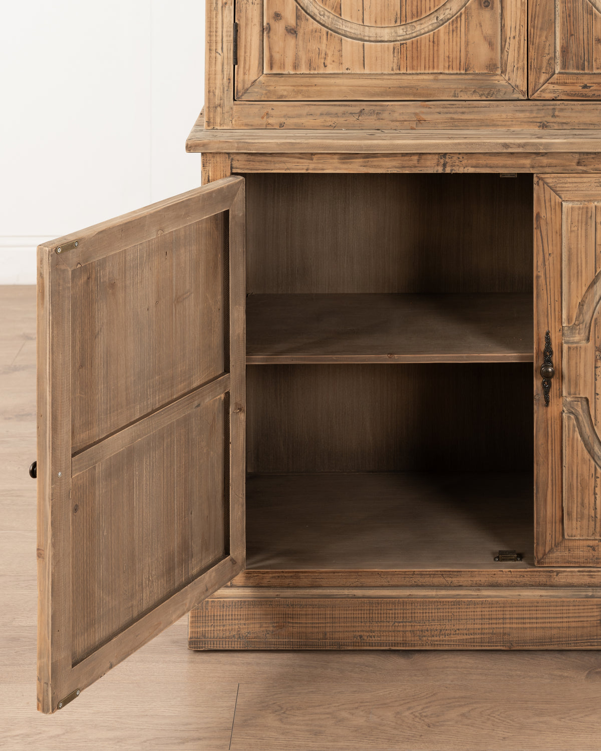 Castellina Cabinet