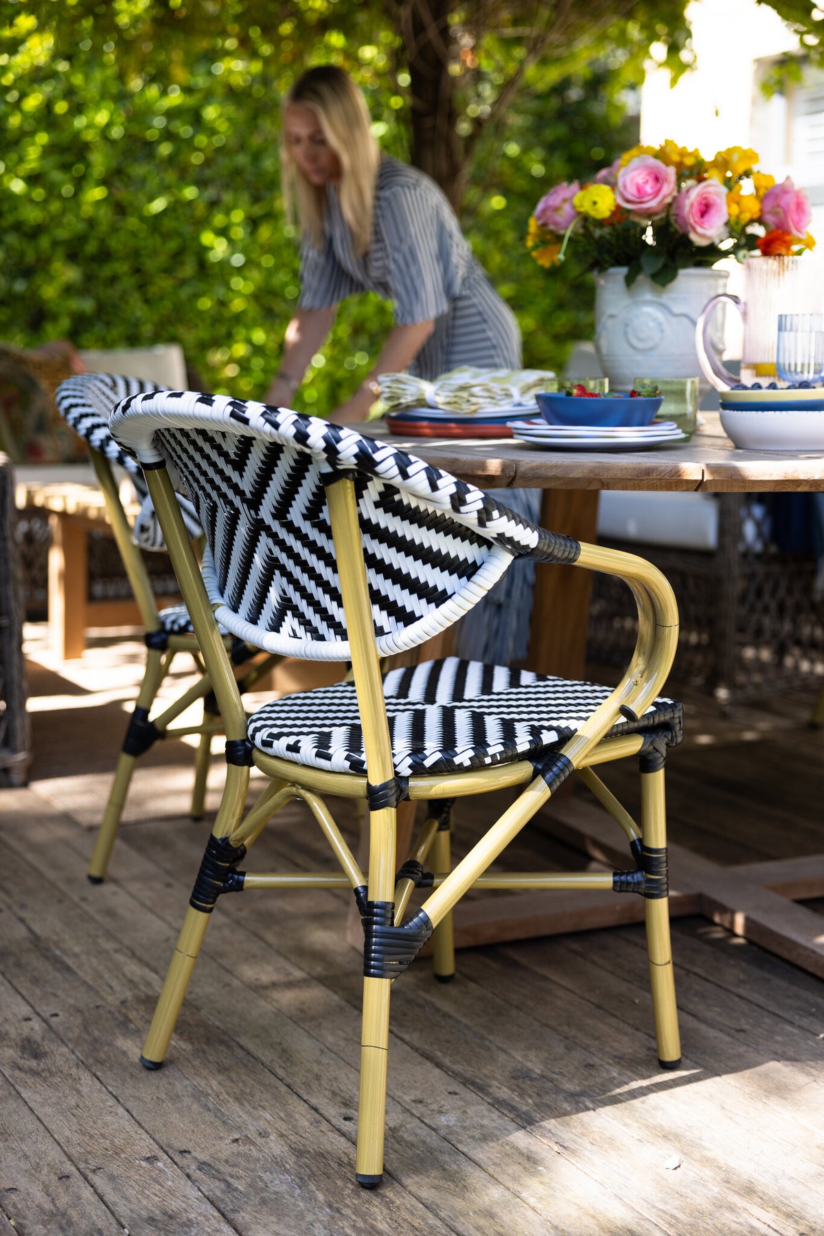 Brioche Armchair | Black