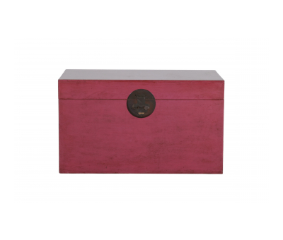 Distressed pink lacquered kist 