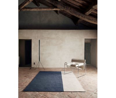 Shared linie rug sand