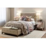 Cream linie rug diamond pattern