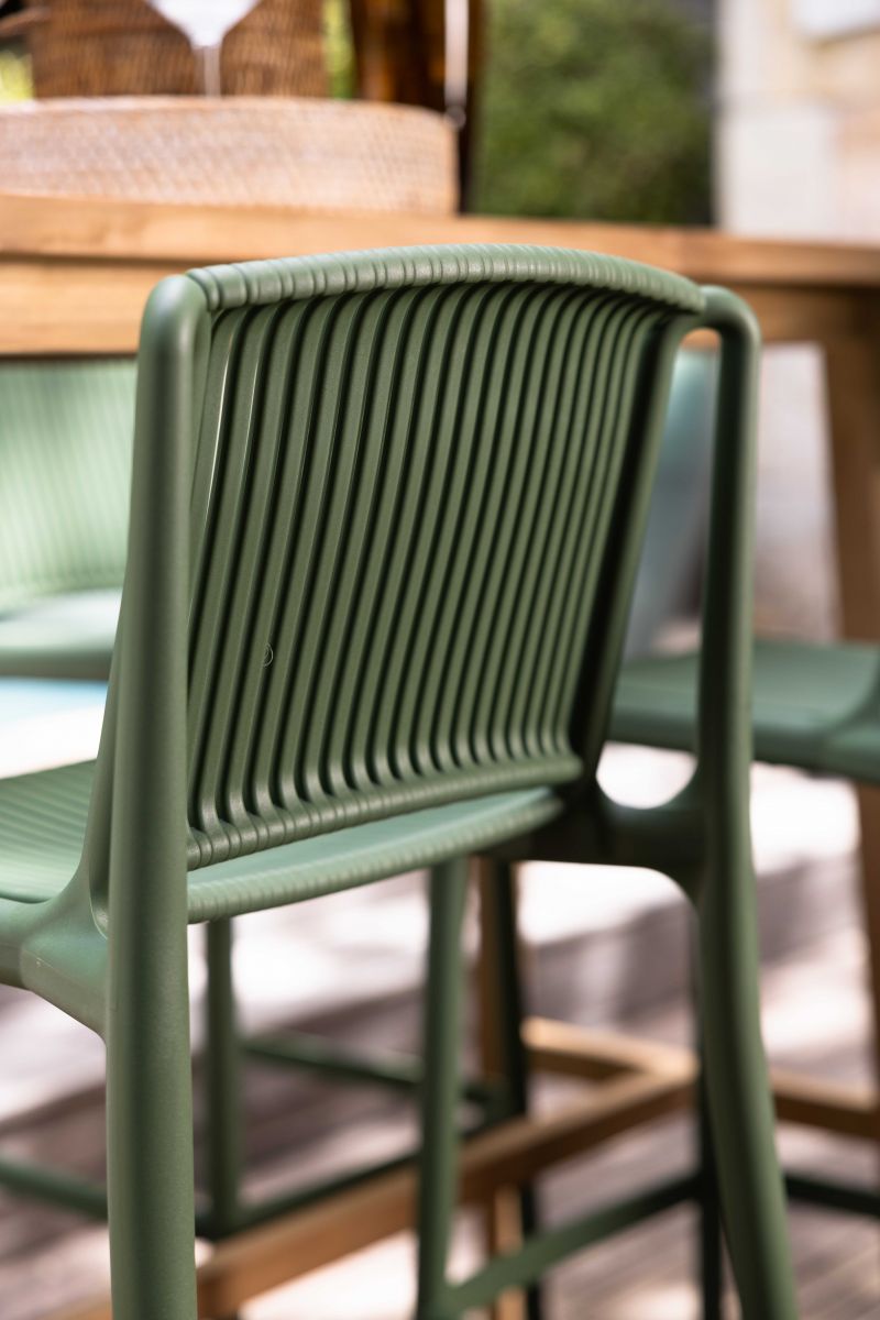 Block and chisel PVC bar chair