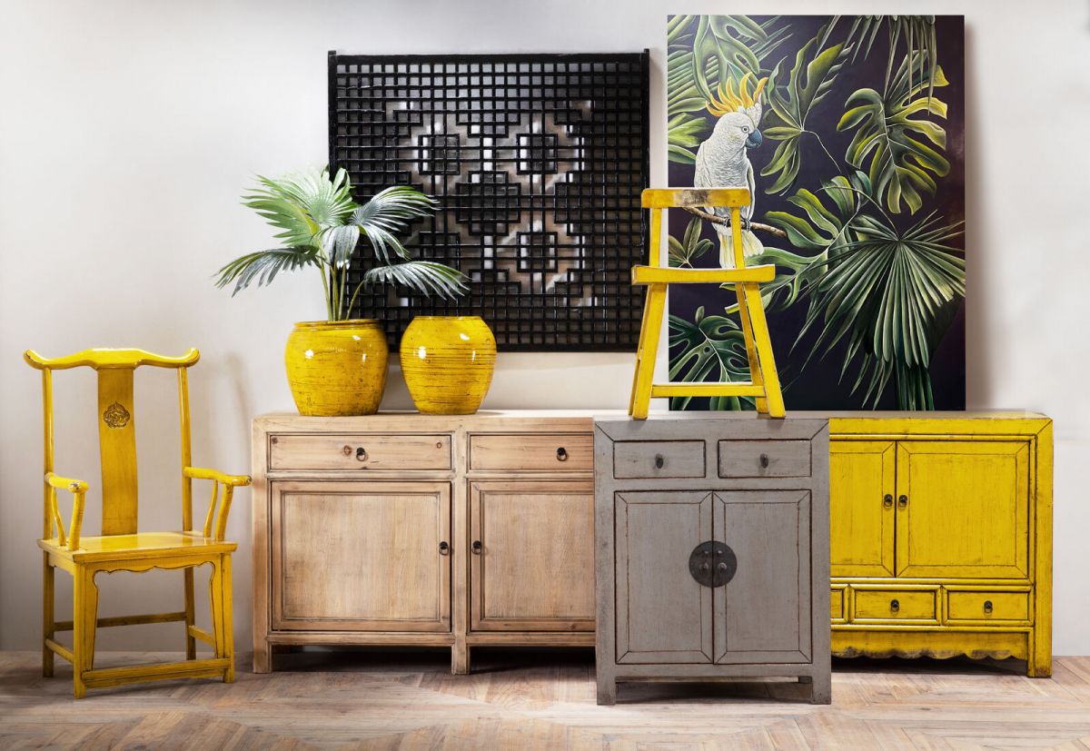 Indochine lacquered chair 