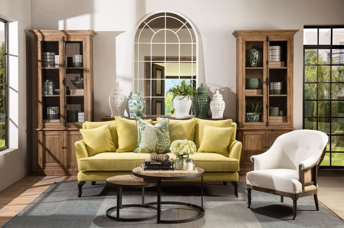 Monroe sofa in yellow