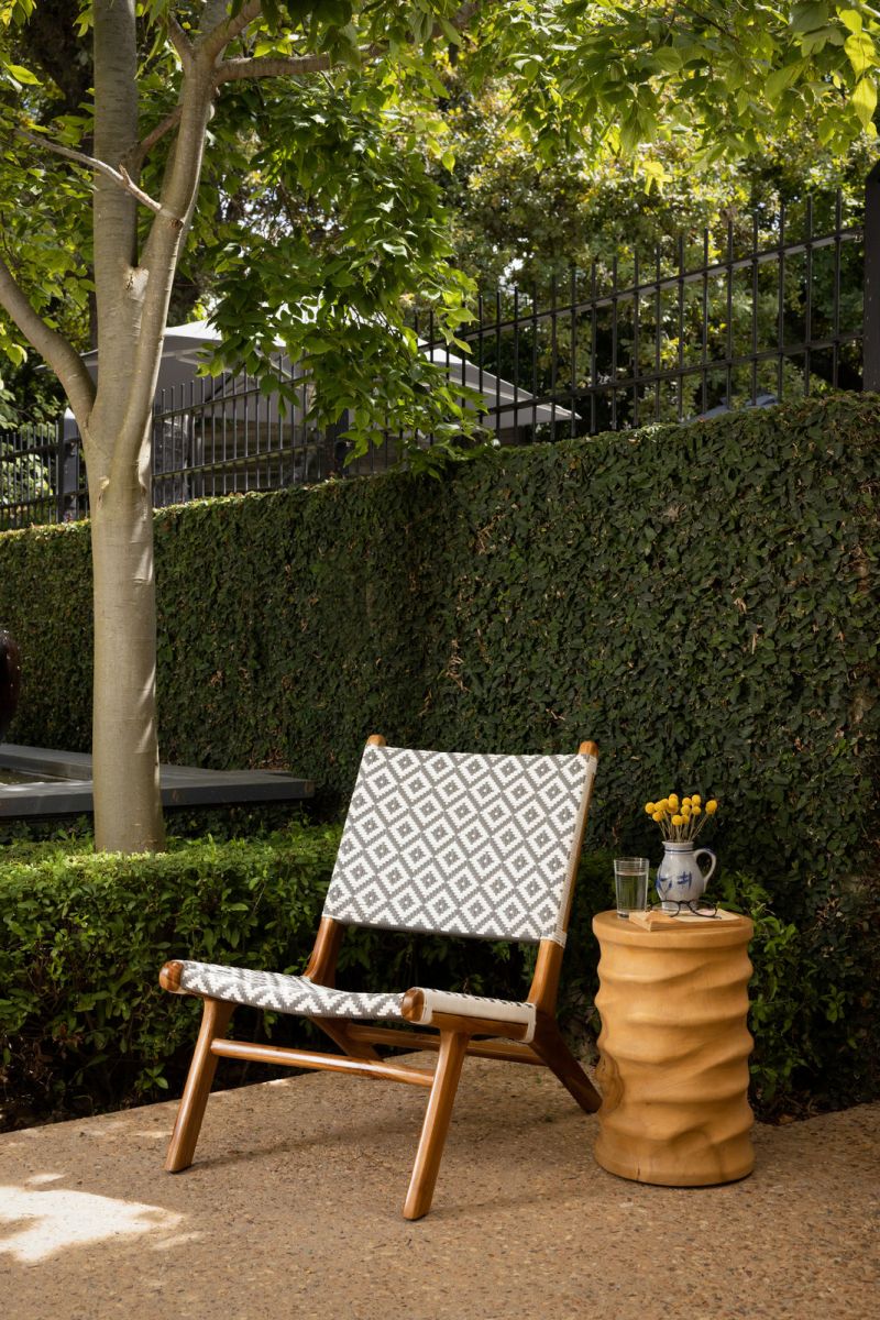 Suar wood stool 